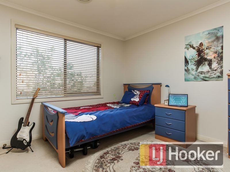 12 Rebecca Mac Court, Hallam VIC 3803