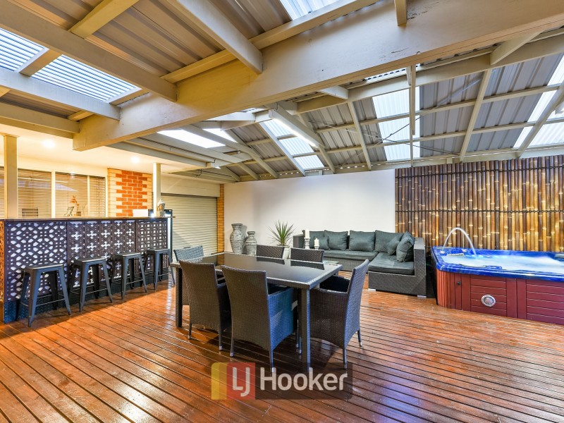 25 Crystalbrook Court, Narre Warren South VIC 3805