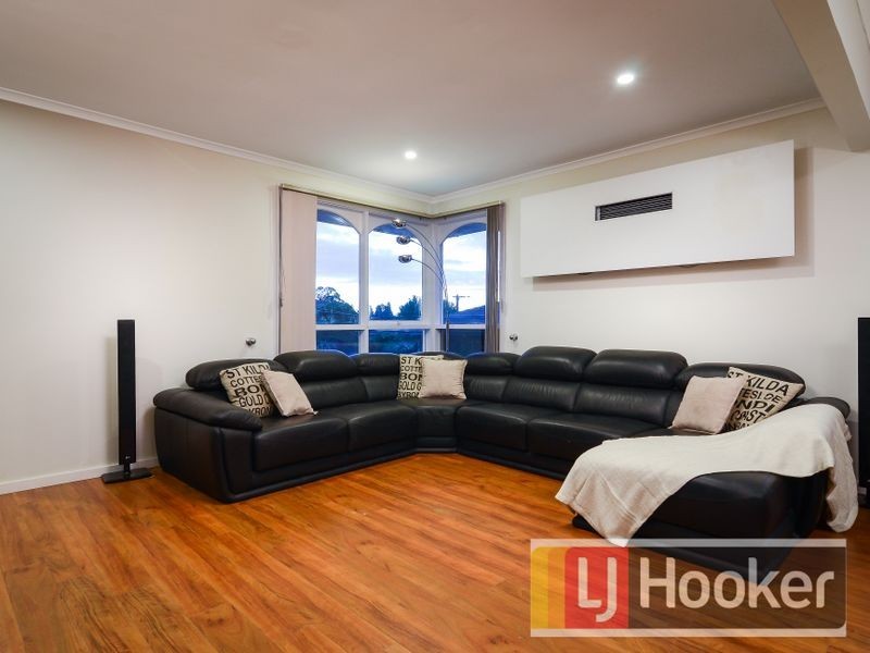 19 Lancaster Avenue, Narre Warren VIC 3805