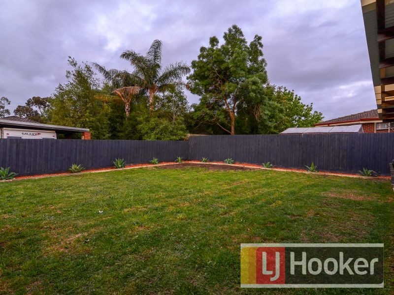 19 Lancaster Avenue, Narre Warren VIC 3805