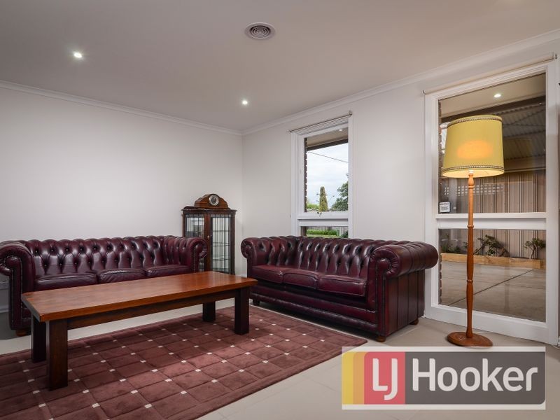 36 Charles Avenue, Hallam VIC 3803