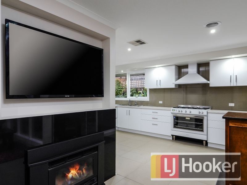 36 Charles Avenue, Hallam VIC 3803