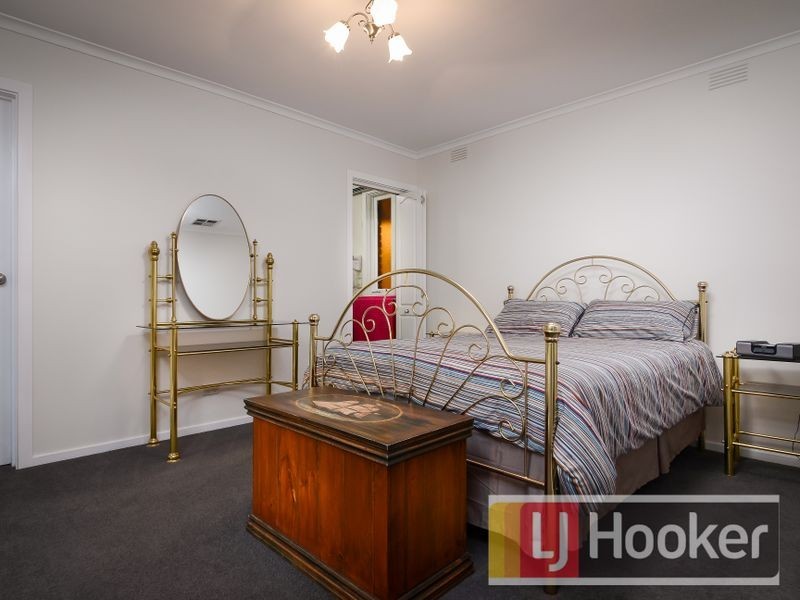 36 Charles Avenue, Hallam VIC 3803