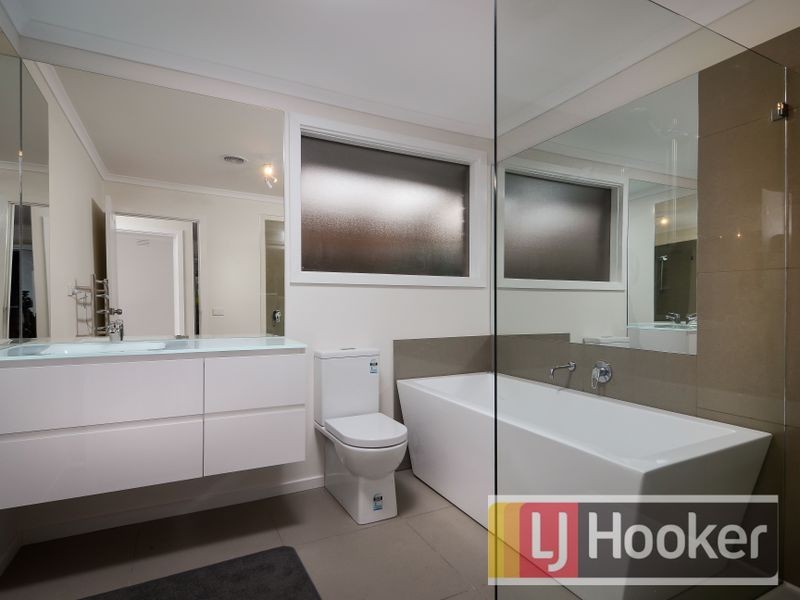 36 Charles Avenue, Hallam VIC 3803