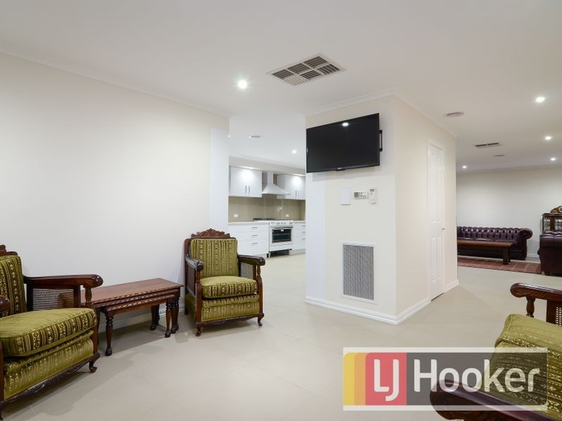 36 Charles Avenue, Hallam VIC 3803