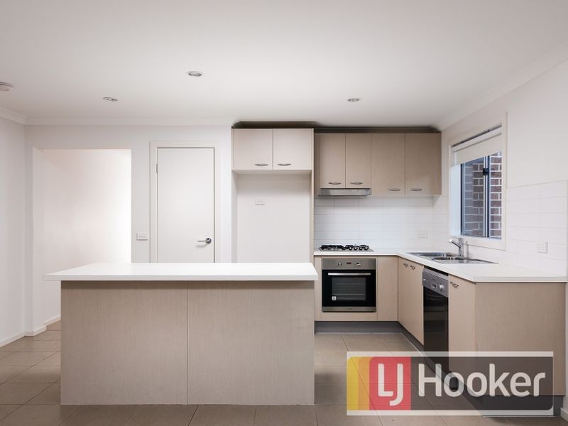 59 Brocker Street, Clyde North VIC 3978