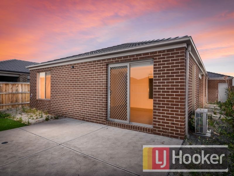 59 Brocker Street, Clyde North VIC 3978
