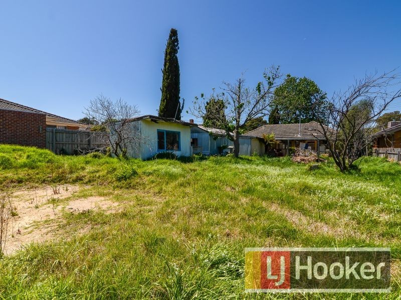 23 Wilma Avenue, Dandenong VIC 3175