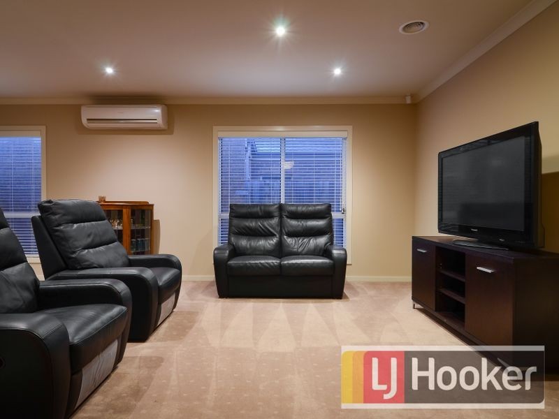 4 Yemaya Place, Berwick VIC 3806