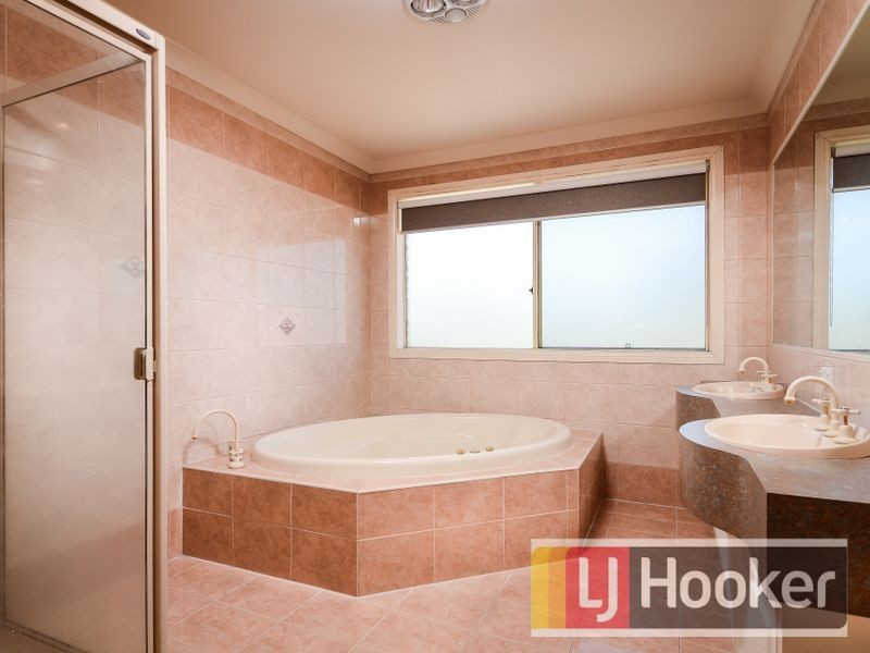 5 Kynuna Court, Narre Warren South VIC 3805