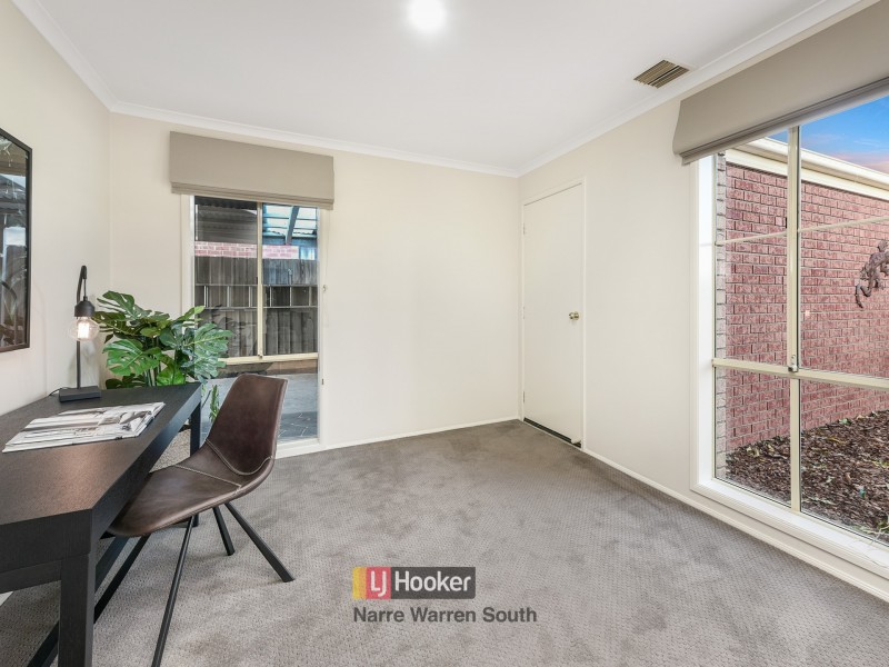 20 Robinswood Parade, Narre Warren South VIC 3805