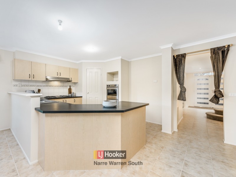 20 Robinswood Parade, Narre Warren South VIC 3805