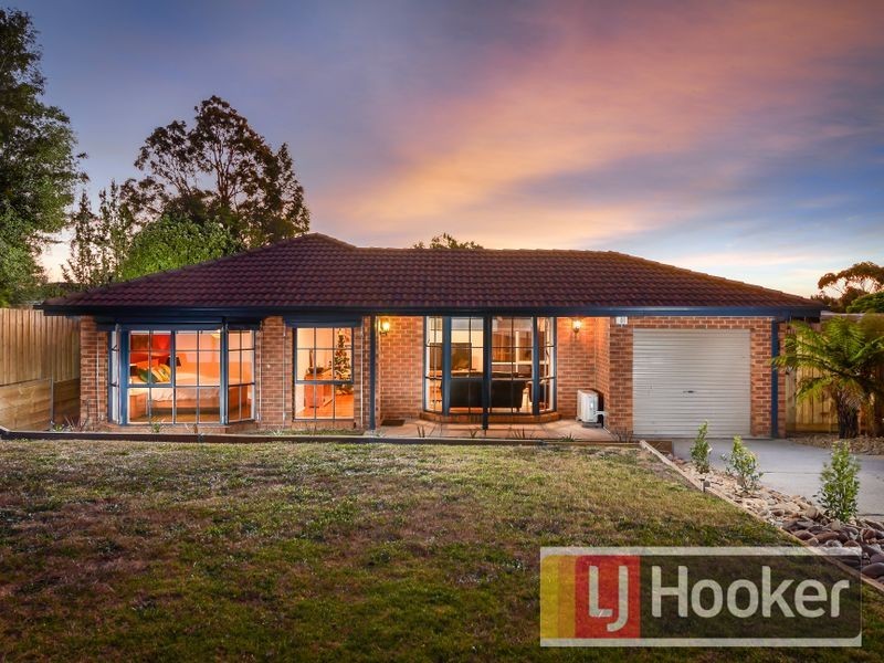 11 Garnet Close, Narre Warren VIC 3805