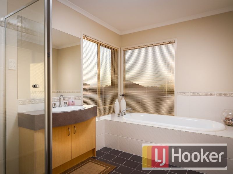 5 Ringo Place, Narre Warren South VIC 3805