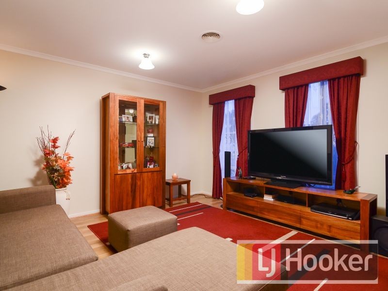 83 Seebeck Drive, Narre Warren South VIC 3805