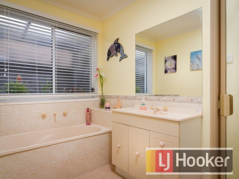 83 Seebeck Drive, Narre Warren South VIC 3805