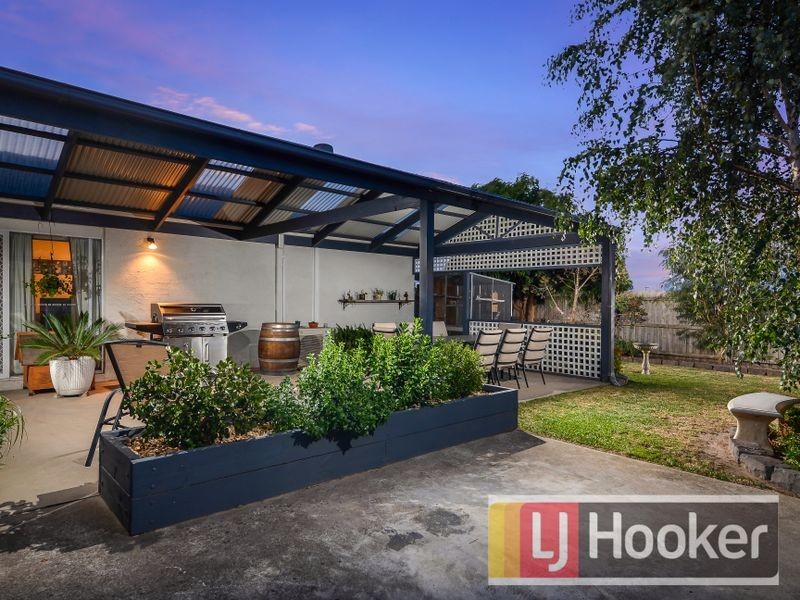 83 Seebeck Drive, Narre Warren South VIC 3805