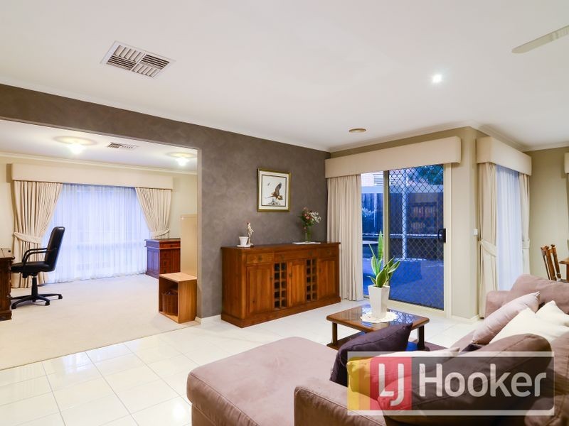 7 Canet Grove, Narre Warren South VIC 3805