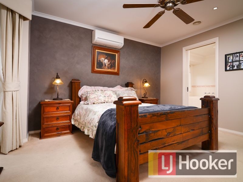 7 Canet Grove, Narre Warren South VIC 3805