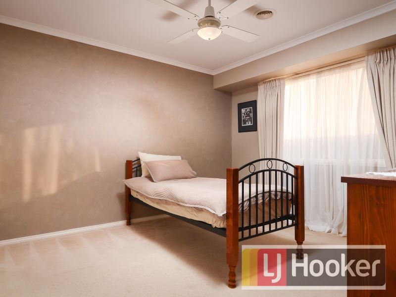 7 Canet Grove, Narre Warren South VIC 3805