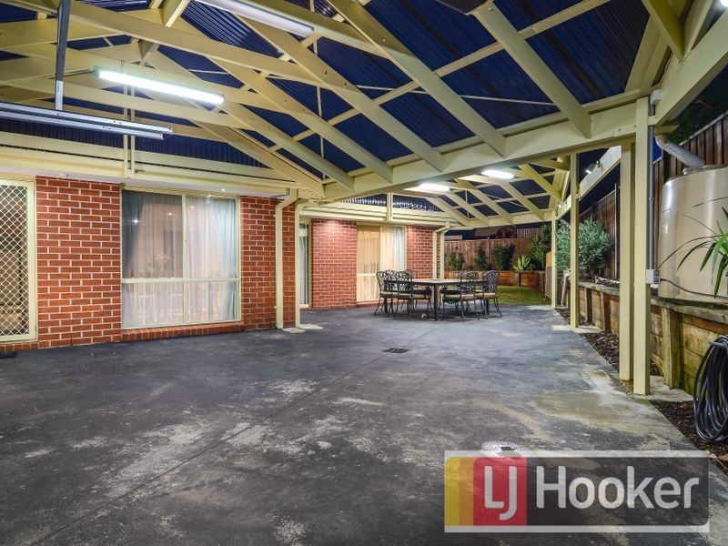 7 Canet Grove, Narre Warren South VIC 3805