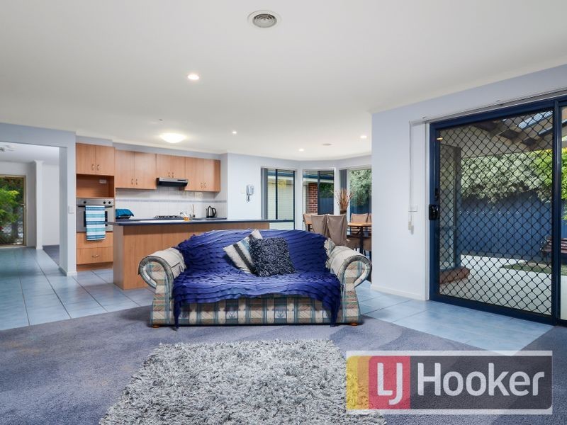 10 Beauford Avenue, Narre Warren South VIC 3805