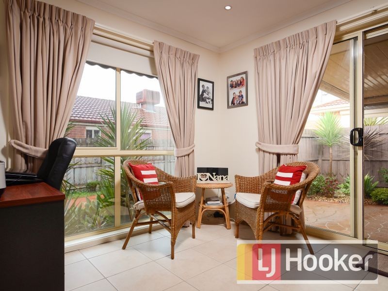 1/27 Oliver Court, Narre Warren South VIC 3805