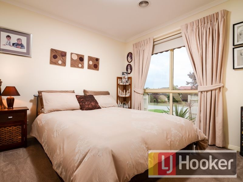 1/27 Oliver Court, Narre Warren South VIC 3805