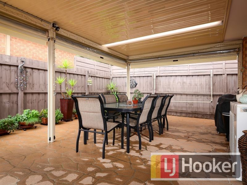 1/27 Oliver Court, Narre Warren South VIC 3805