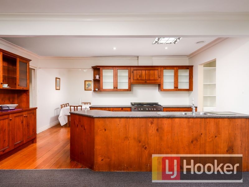 4 Regent Court, Frankston VIC 3199