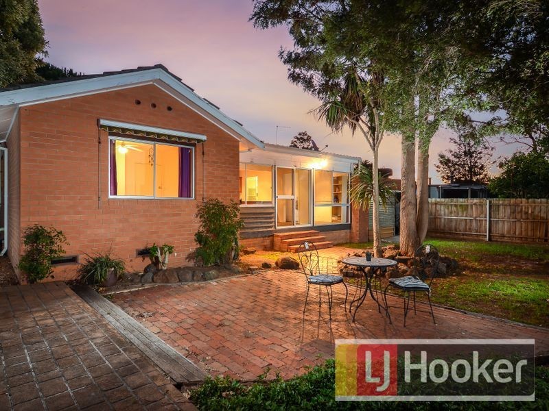 4 Regent Court, Frankston VIC 3199