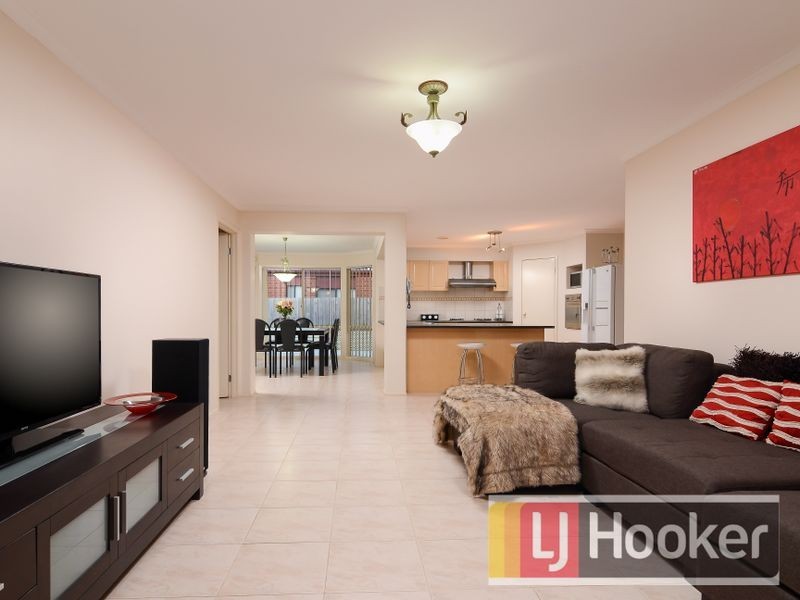 7 Sallybrook Circuit, Narre Warren VIC 3805