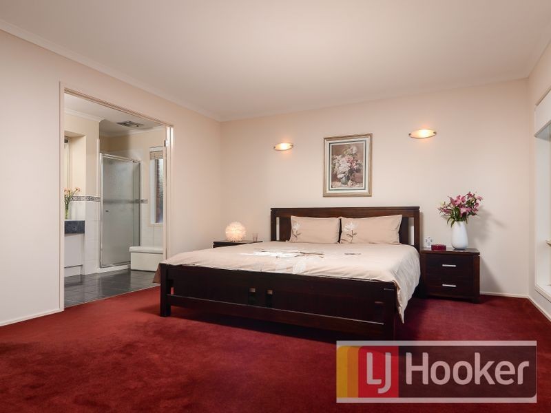 7 Sallybrook Circuit, Narre Warren VIC 3805