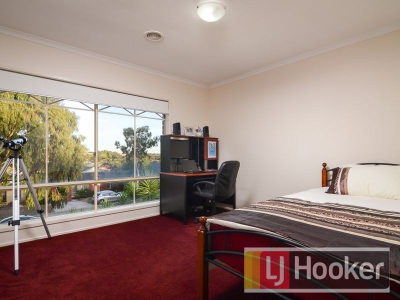 7 Sallybrook Circuit, Narre Warren VIC 3805