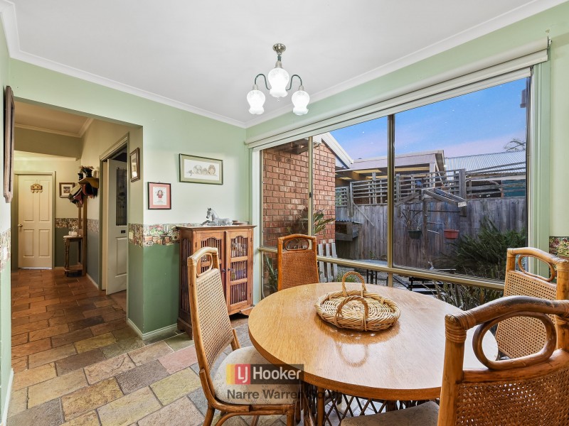 5 Loganberry Close, Cranbourne North VIC 3977