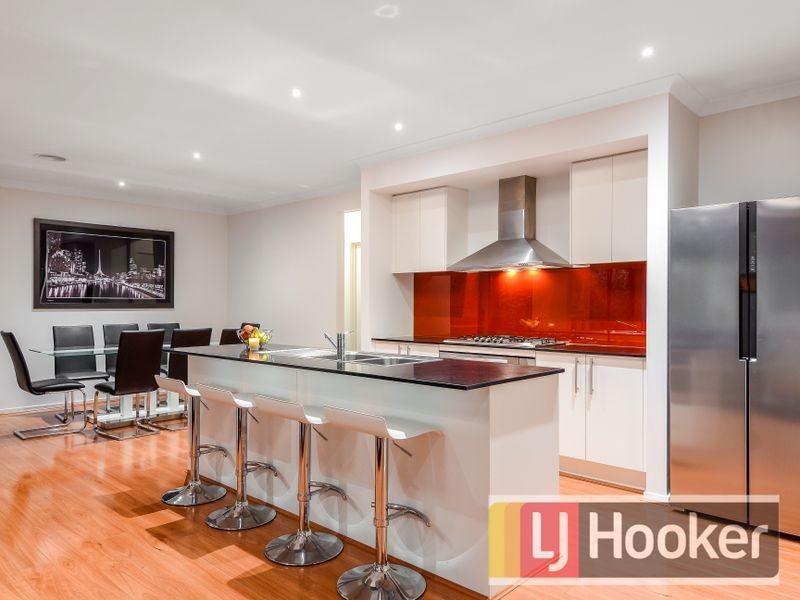 3 Corymbia Promenade, Pakenham VIC 3810