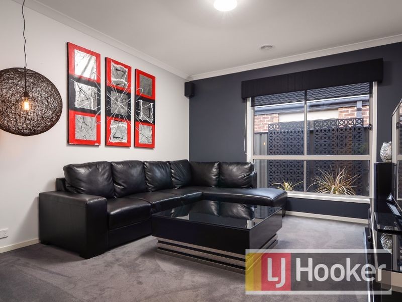 3 Corymbia Promenade, Pakenham VIC 3810