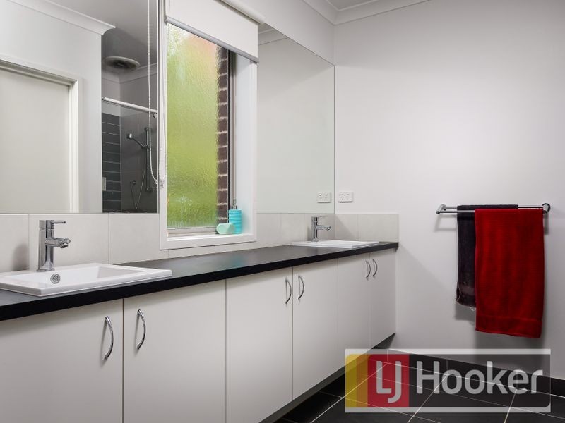 3 Corymbia Promenade, Pakenham VIC 3810