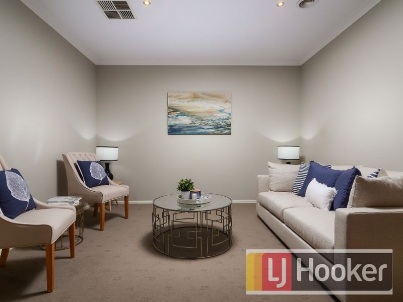 5 Grassland Crescent, Officer VIC 3809