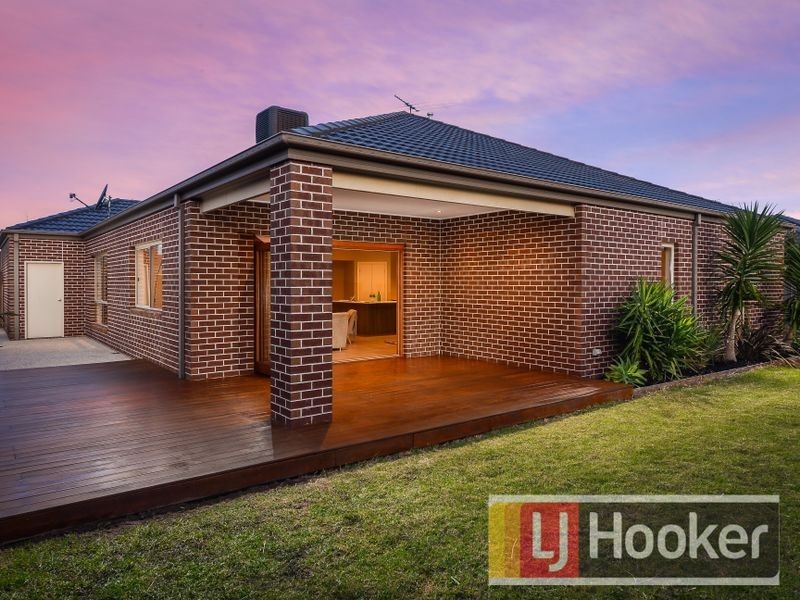 5 Grassland Crescent, Officer VIC 3809