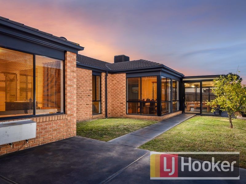 10 Bermer Court, Narre Warren South VIC 3805