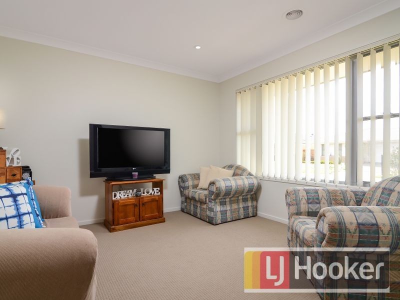 13 Bremer Street, Clyde North VIC 3978