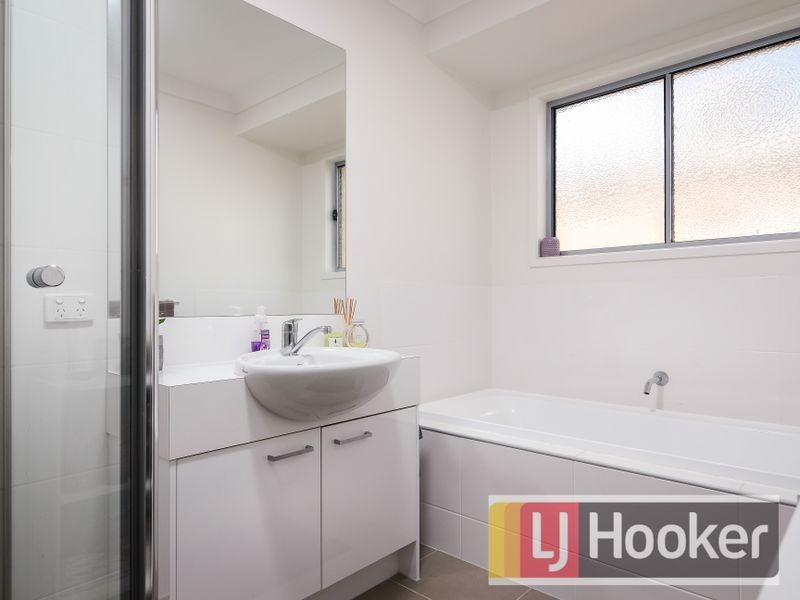 13 Bremer Street, Clyde North VIC 3978