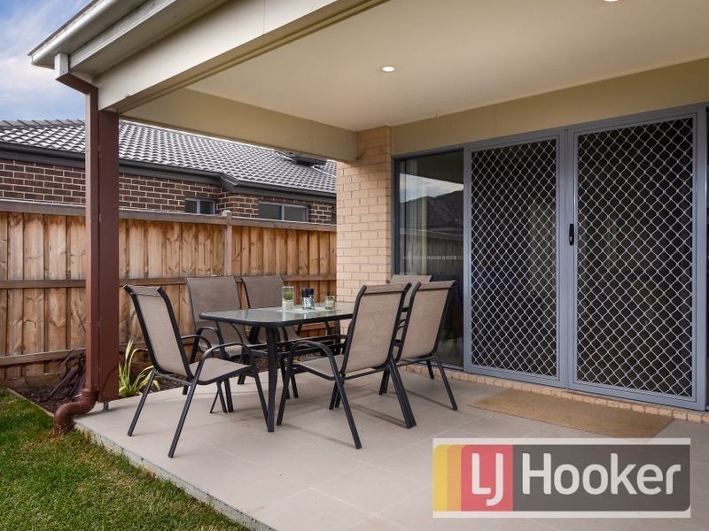 13 Bremer Street, Clyde North VIC 3978