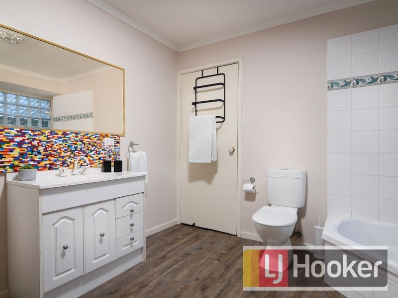 15 Selkirk Court, Berwick VIC 3806