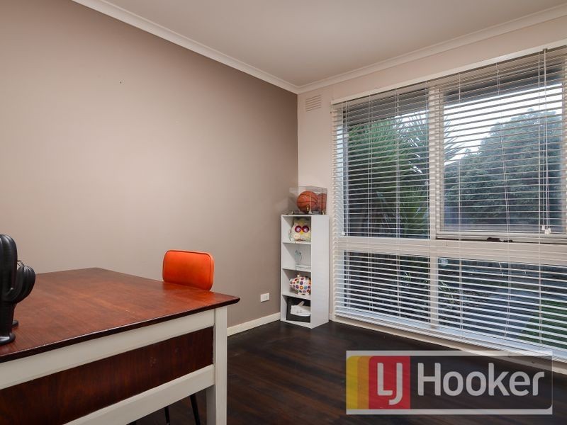 15 Selkirk Court, Berwick VIC 3806