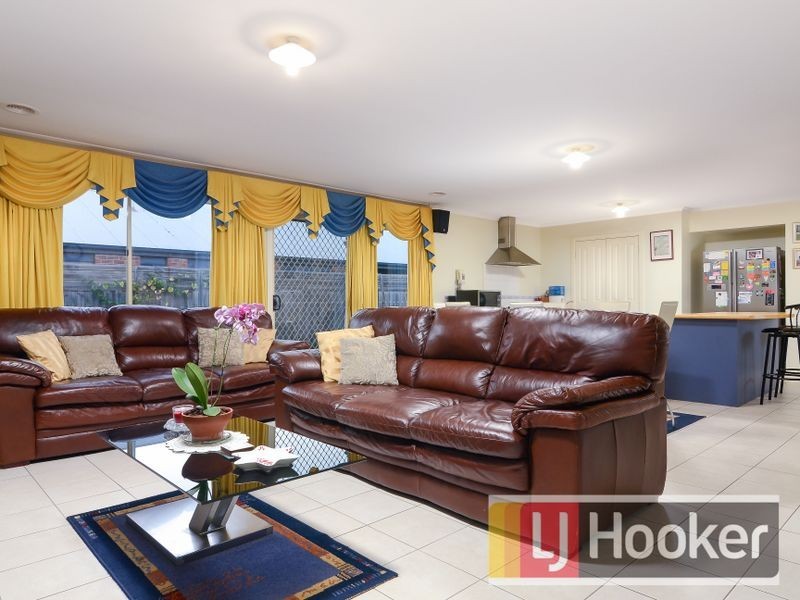 106 Seebeck Drive, Narre Warren South VIC 3805