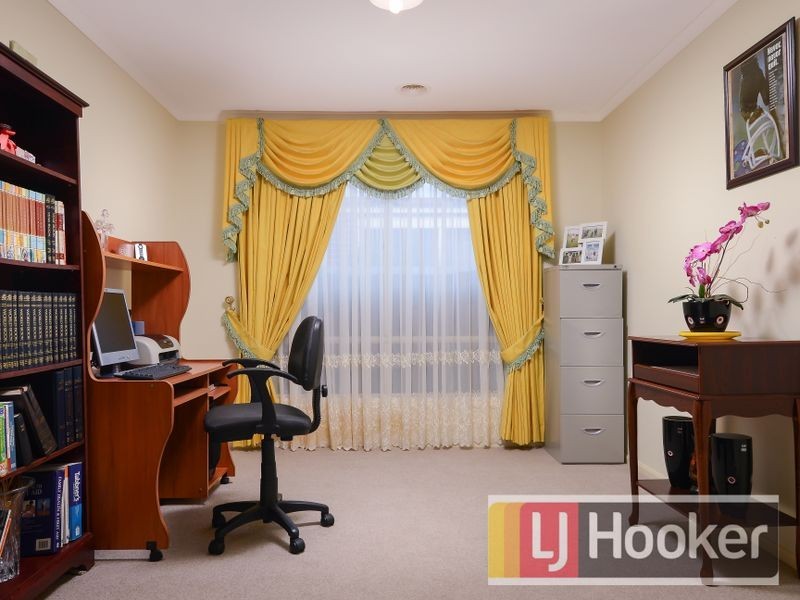 106 Seebeck Drive, Narre Warren South VIC 3805
