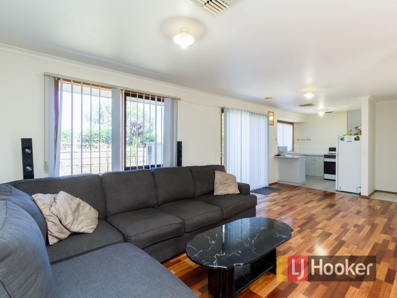 29 Plateau Crescent, Hampton Park VIC 3976