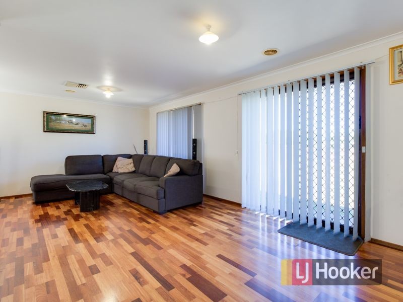 29 Plateau Crescent, Hampton Park VIC 3976